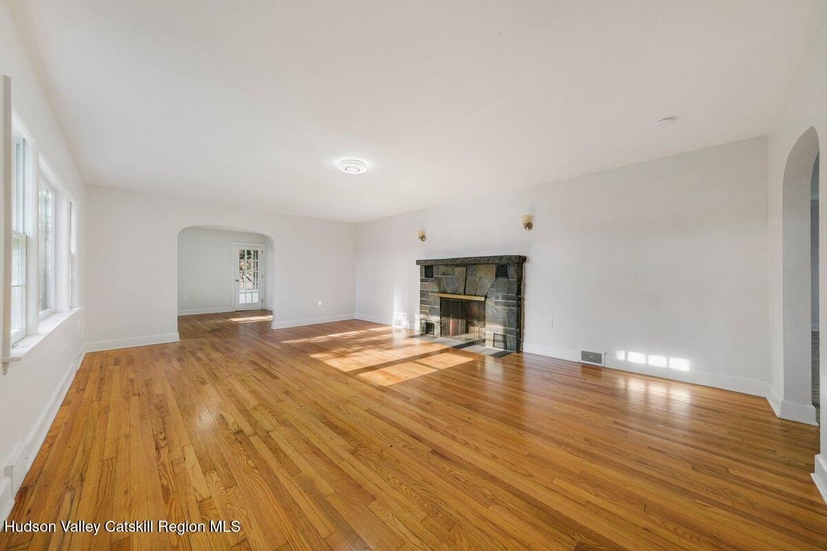 146 NY-28 – photo 3