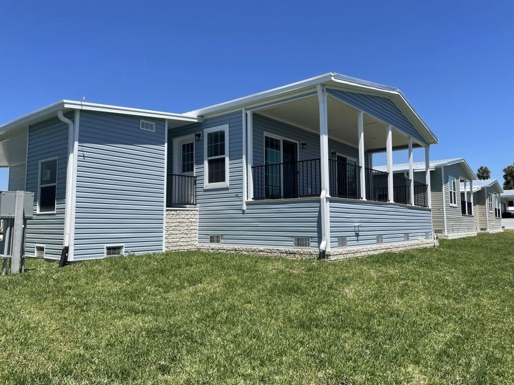 5652 Blue Harbor Dr #0325 – photo 3