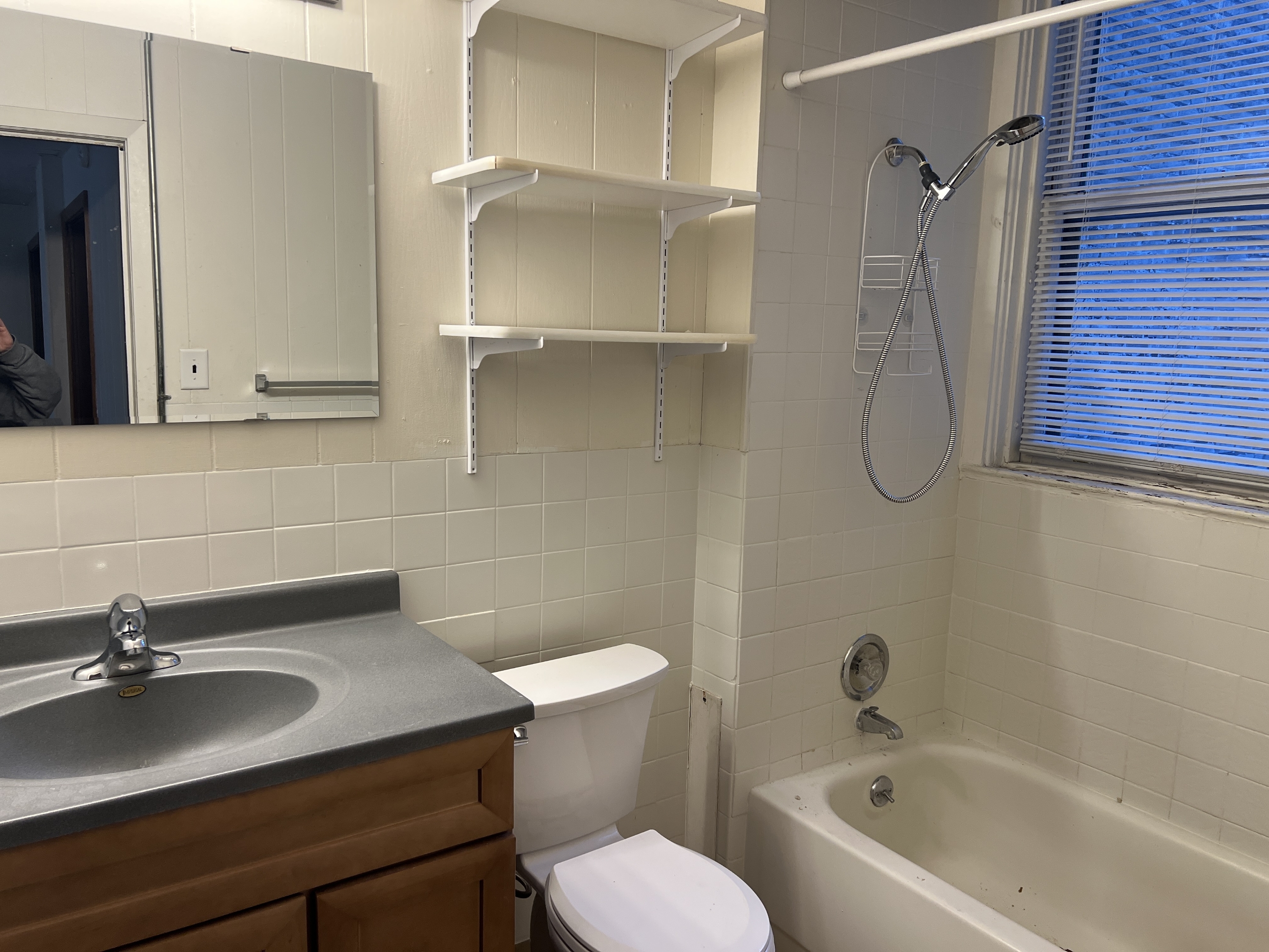 408 N Broadway Dr unit 6 – photo 5
