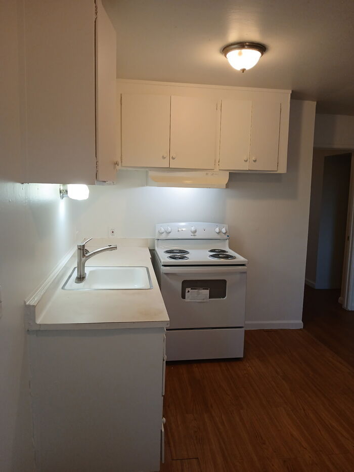 126 E Jamestown St unit 218 – photo 5