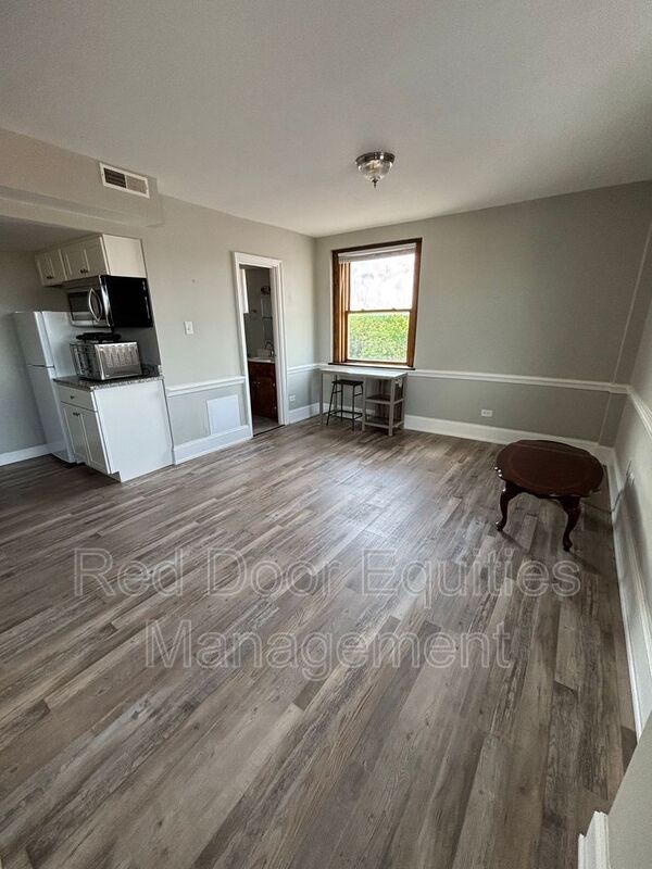 123 N Broad St unit 603 – photo 5