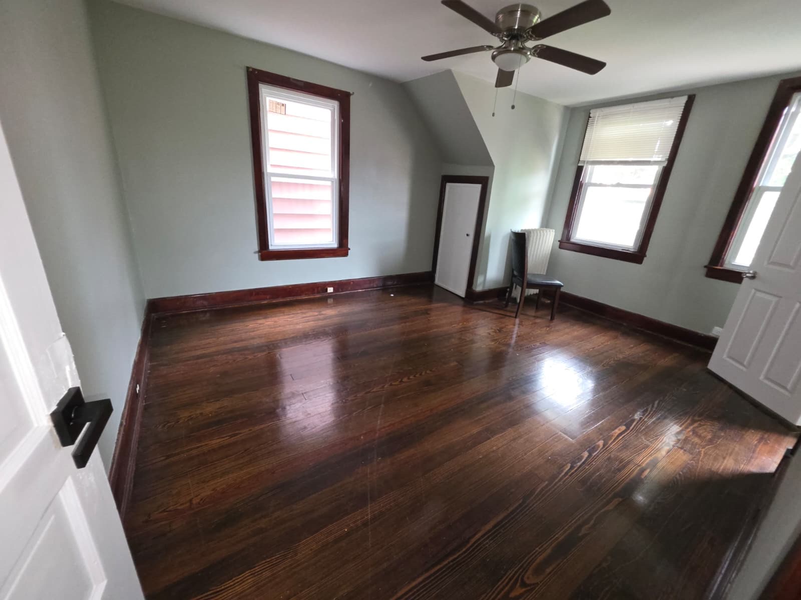 135 Quincy St – photo 5
