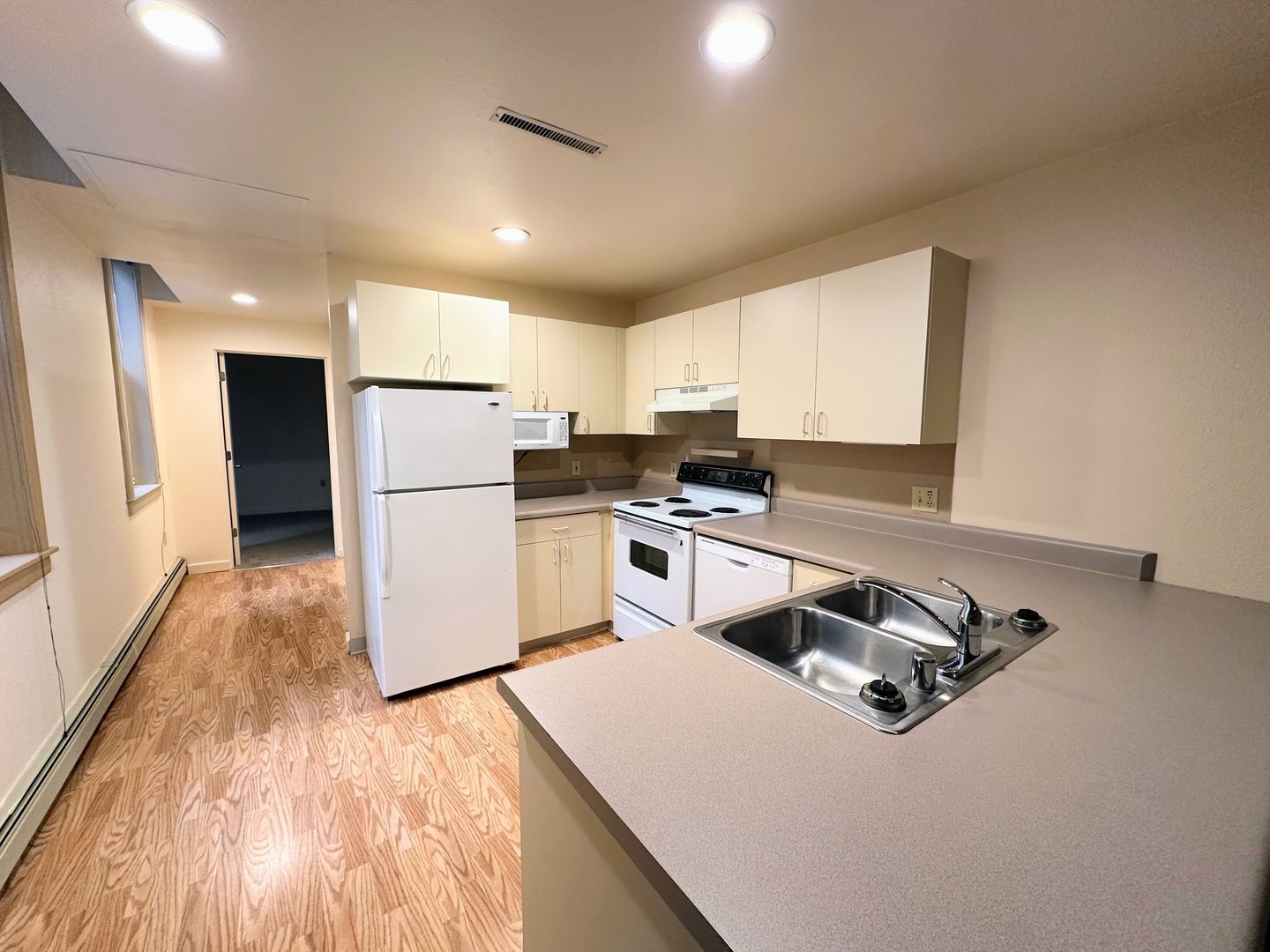 1713 Dunlap Ave unit 205 – photo 2