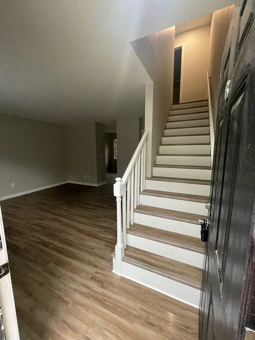 250 Luden Drive – photo 4