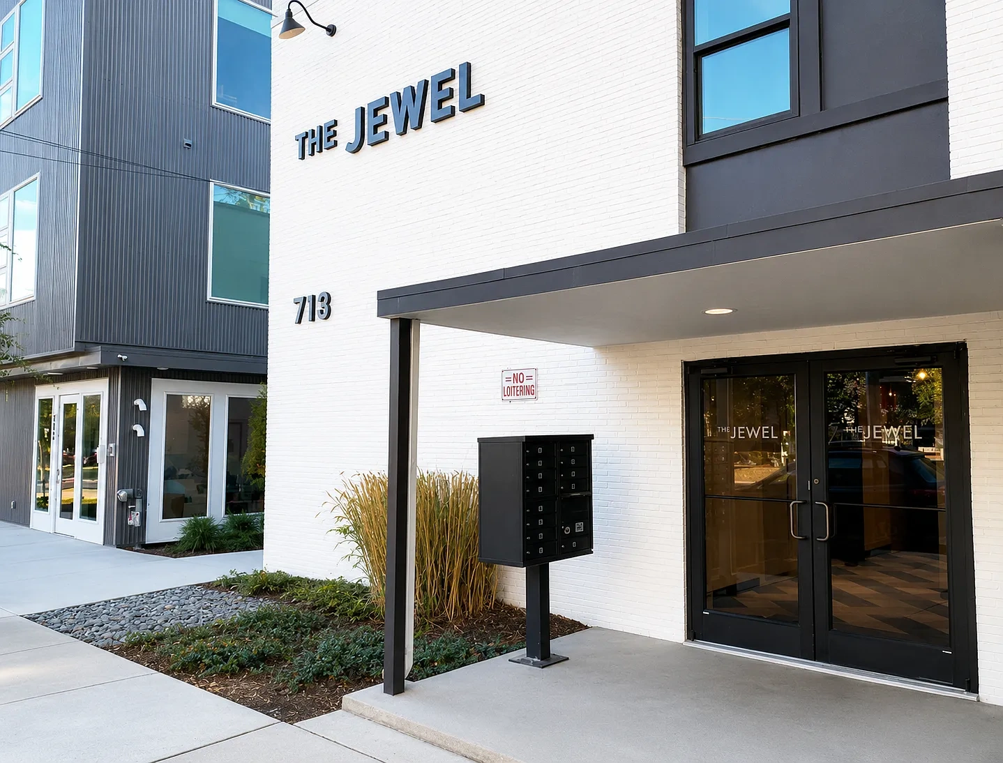 718 S 5th Ave – photo 2