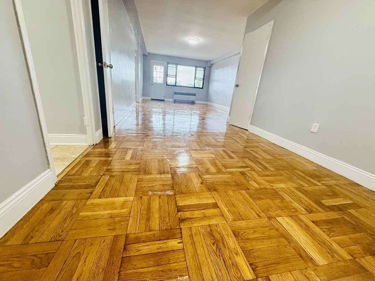 56 S Munn Ave unit 2B – photo 4