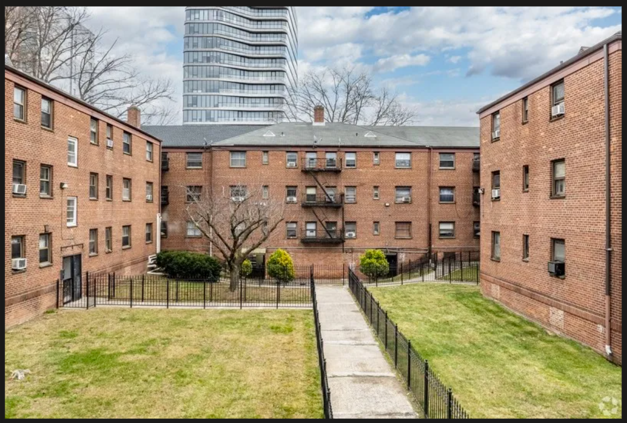 255 S Harrison St unit J9 – photo 1