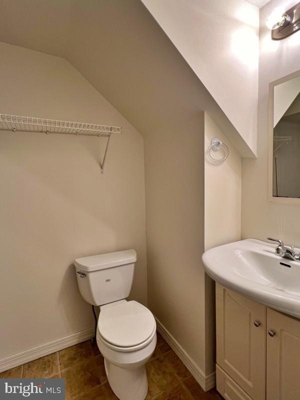 322 Roosevelt Ave #1ST – photo 5
