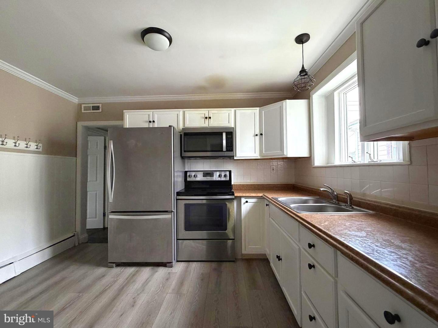 311 N Delsea Dr – photo 4