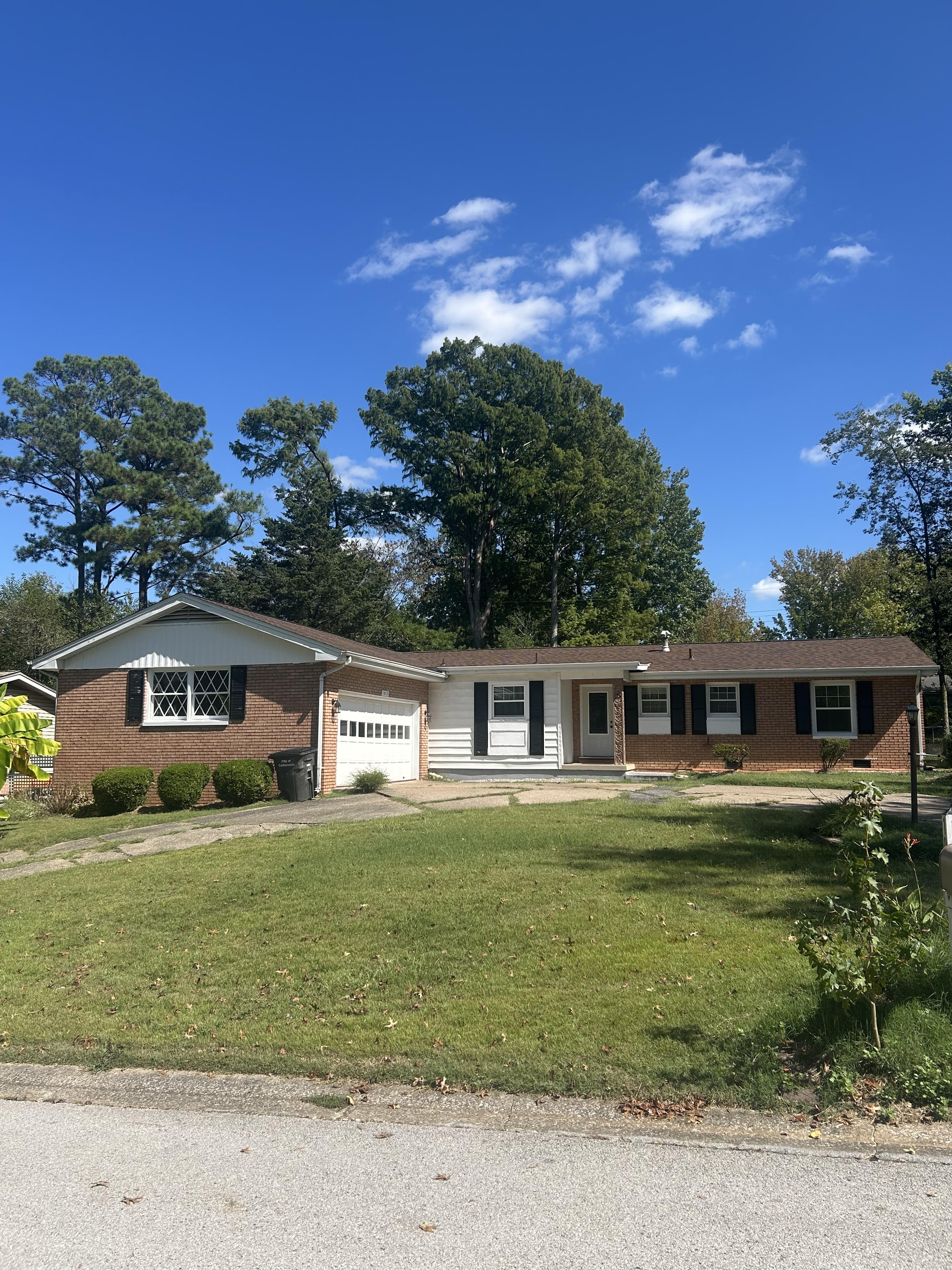 1013 S Briarwood Dr – photo 1