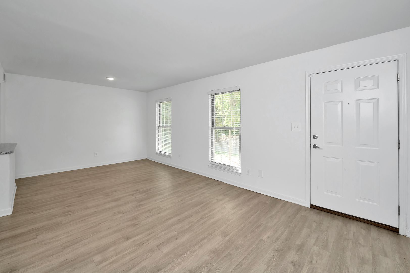 1413 11th Pl S unit E – photo 1