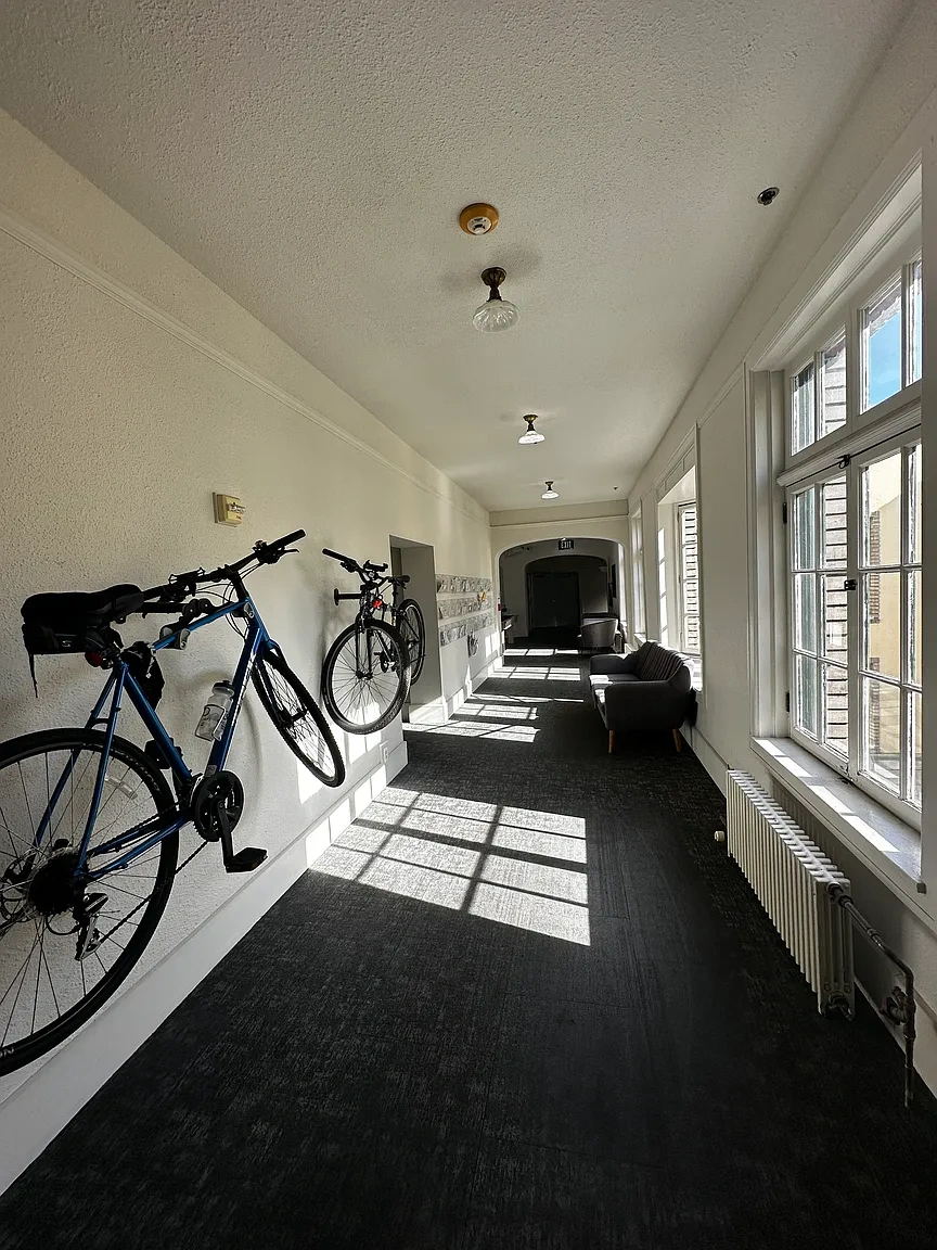 Webster Apartment – photo 1