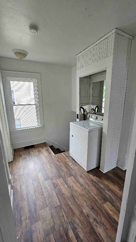 330 1/2 Spring St – photo 3