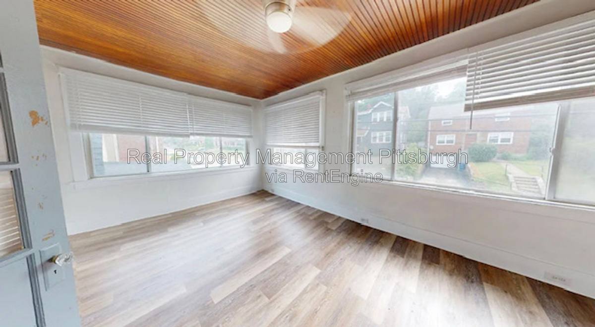 1217 McNeilly Ave unit 2 – photo 4