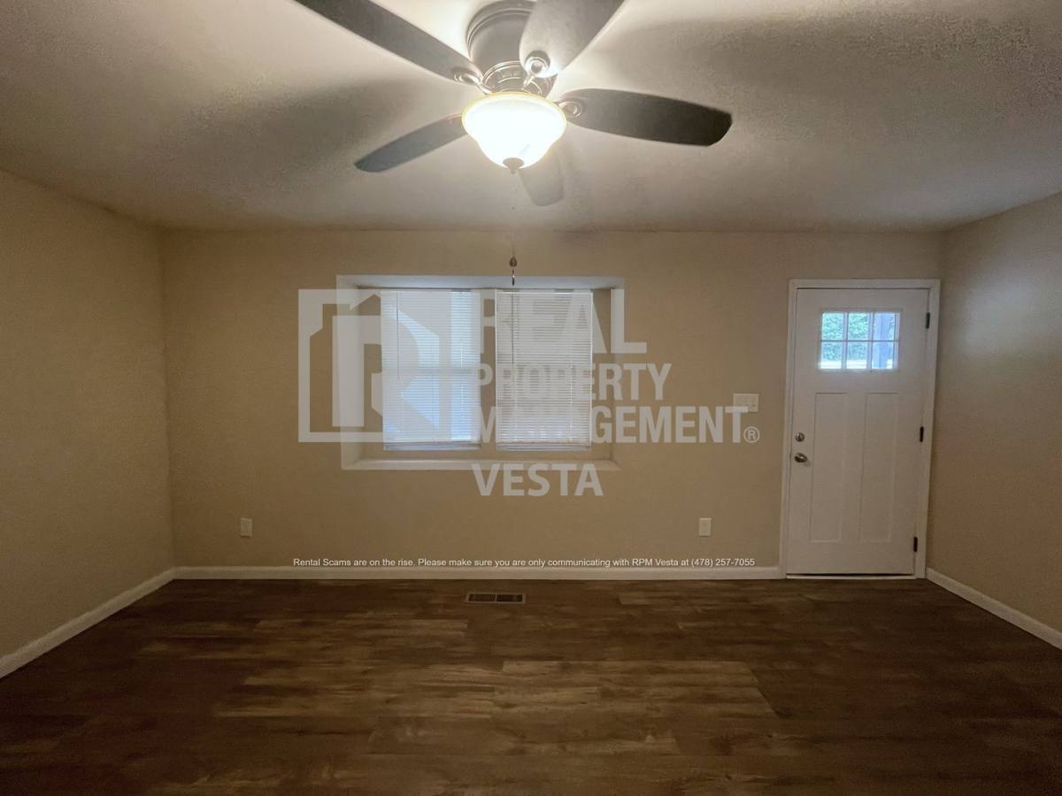3137 Masseyville Rd – photo 2