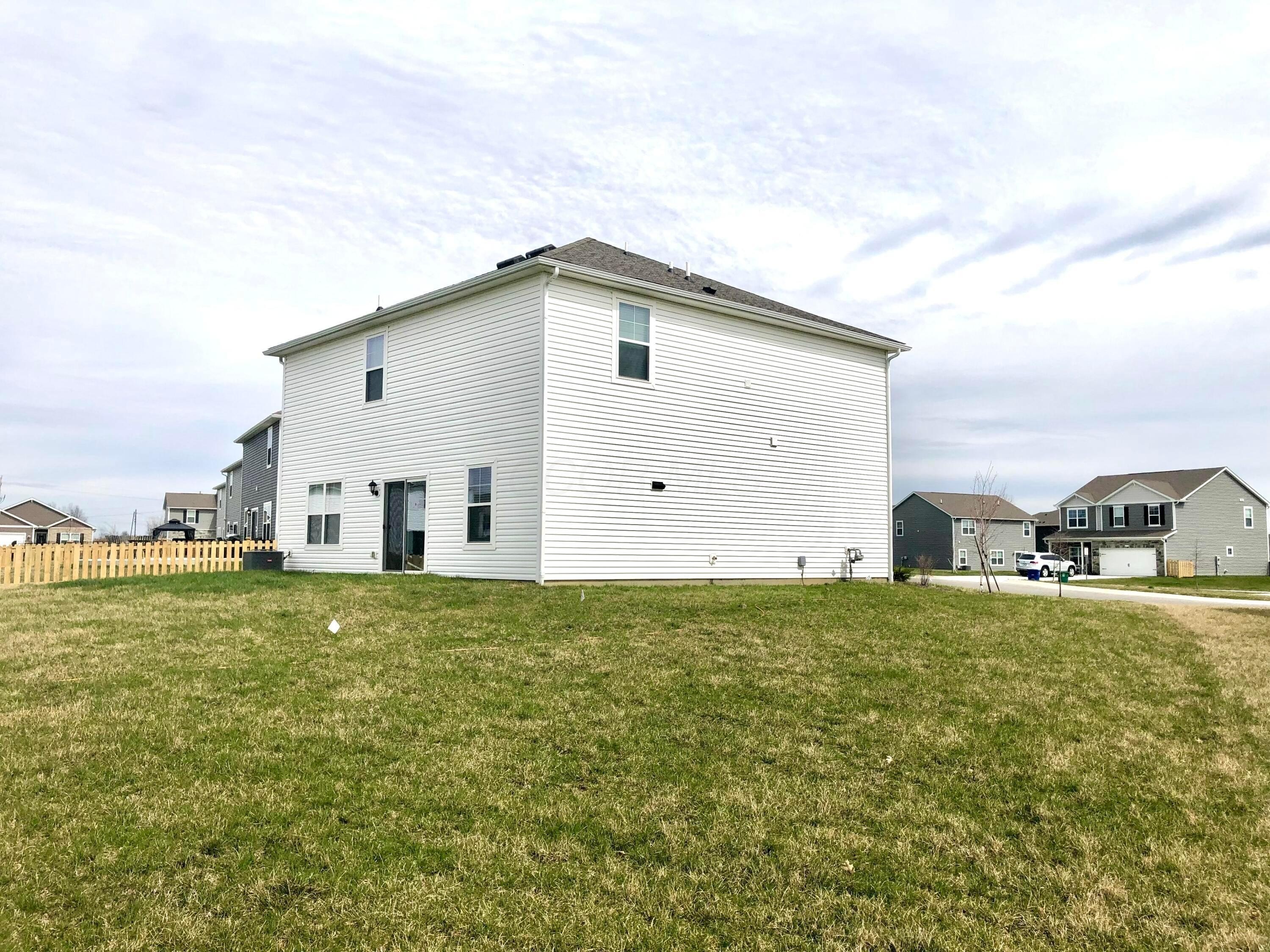 38 Sunbeam Ct – photo 4