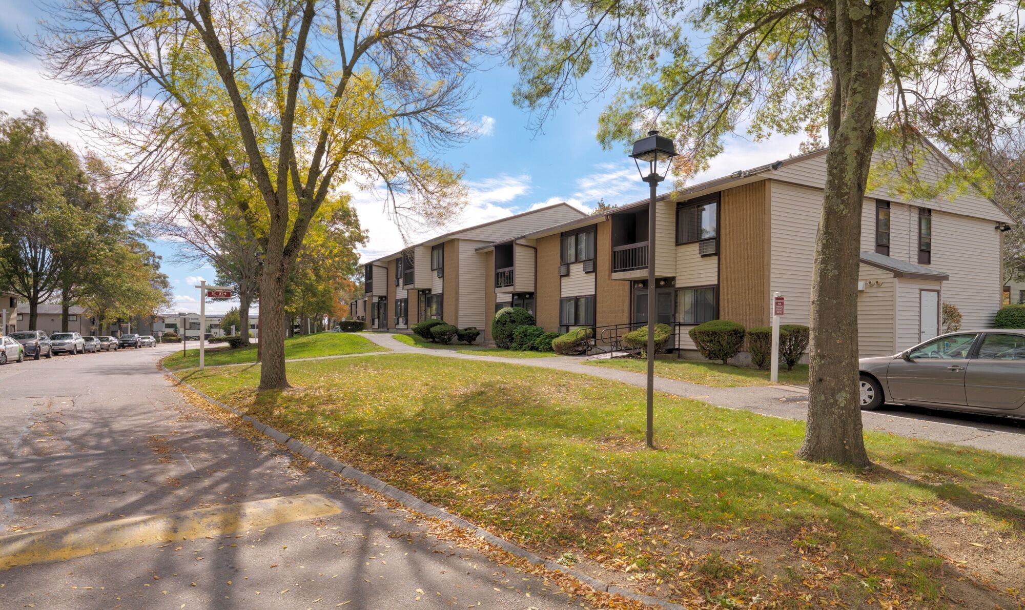 202 Chatham W Dr – photo 2