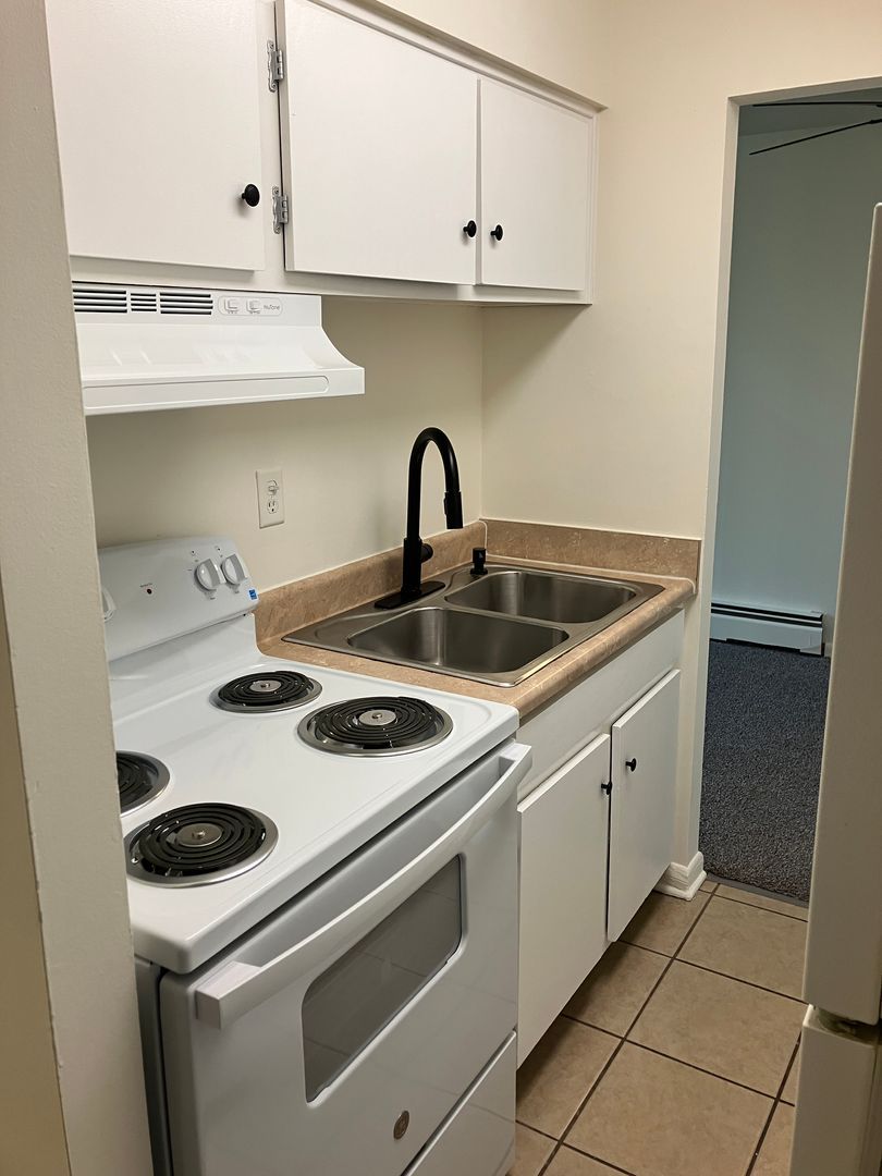 1459 Henley Rd unit 16-1459 Henley of Troy LLC – photo 1