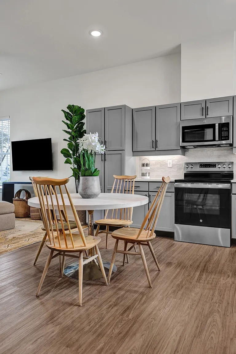 West Row Lofts & Townhomes – photo 5