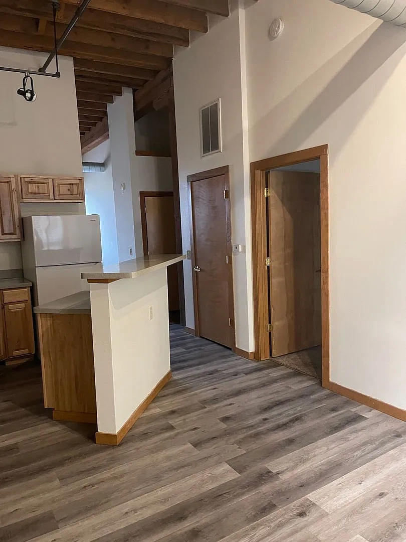 Belle Harbor offers one, two, and three bedroom lofts – photo 2