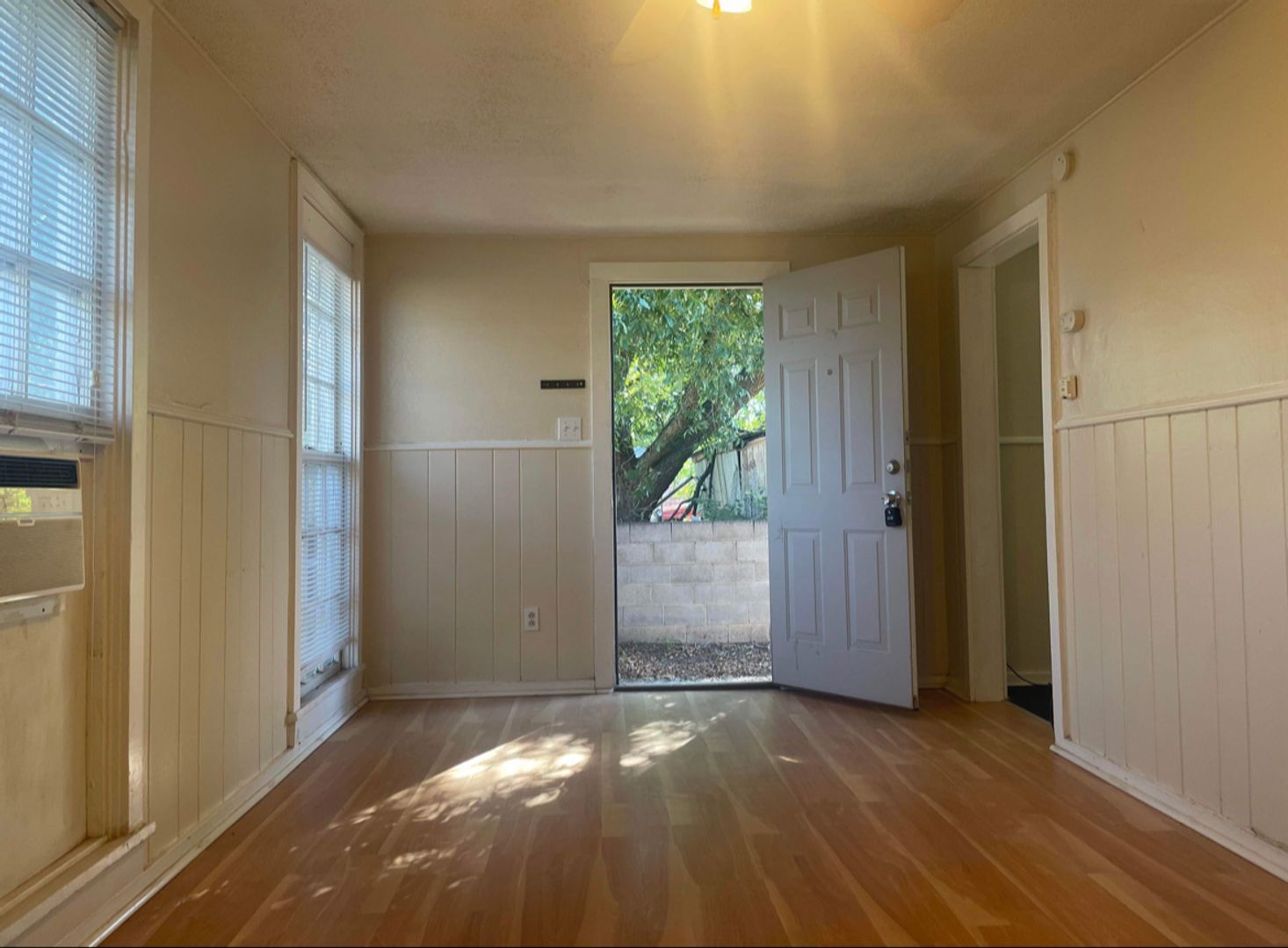 2429 31st St unit Unit B Rear – photo 2