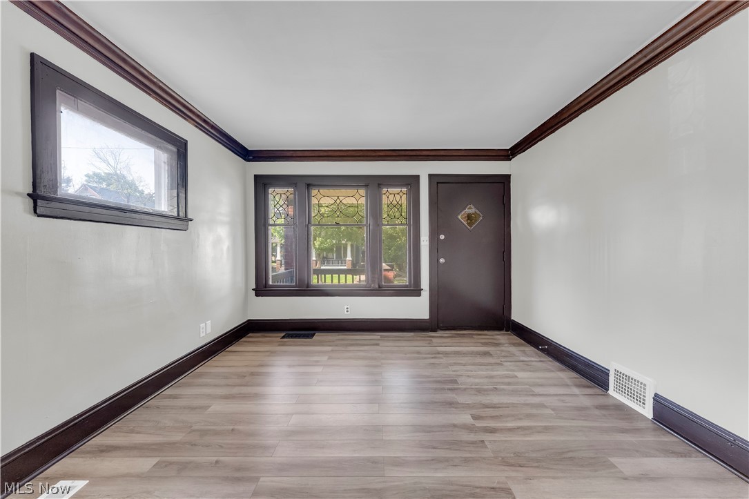 12812 Parkhill Ave unit 1/DN – photo 4