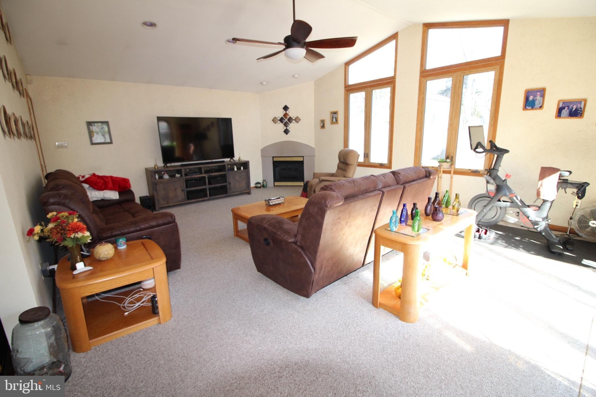 112 Harvard Rd – photo 5