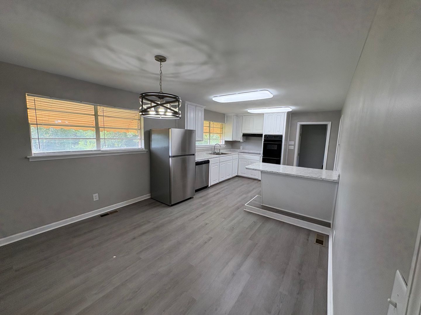 727 Old Nunez Rd – photo 4