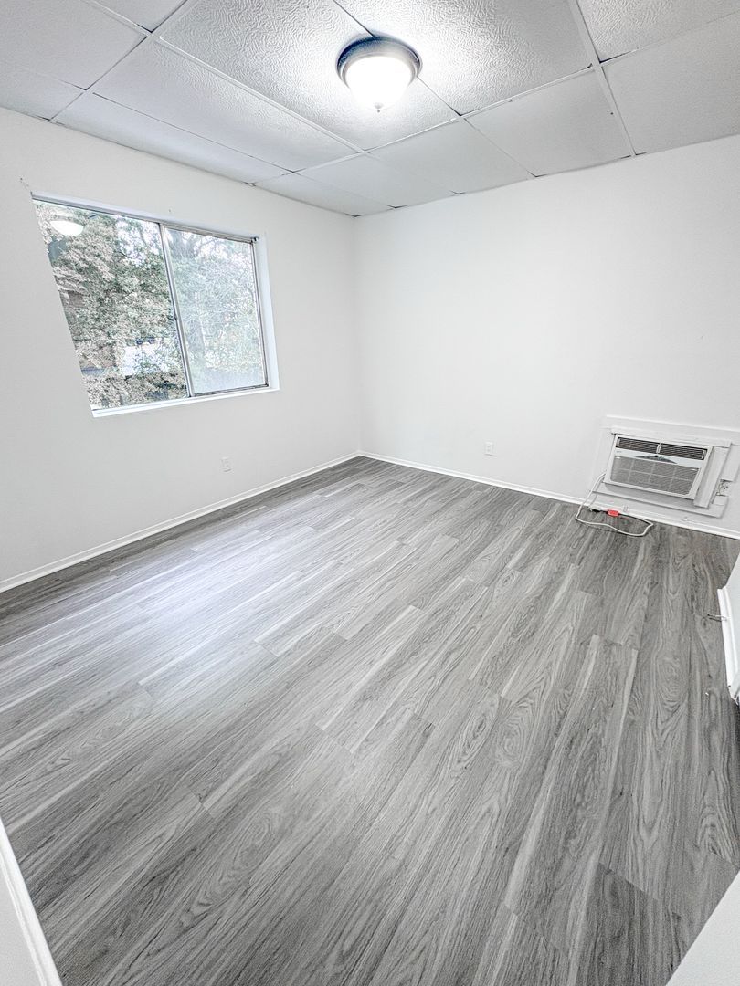 437 N Fredonia St unit Apt 217 – photo 4