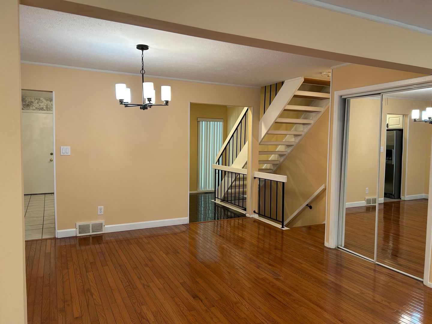 4456 Donna Dr – photo 4