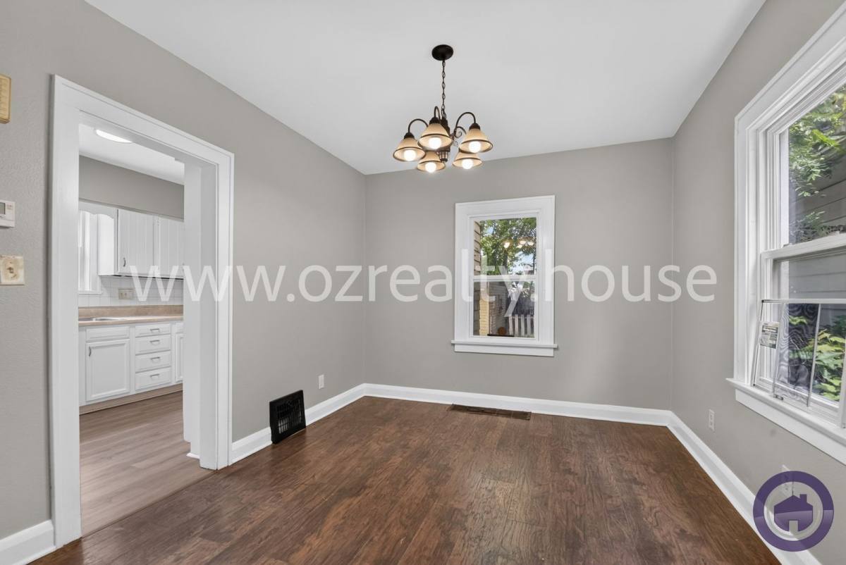 2034 Berkshire Pl – photo 4