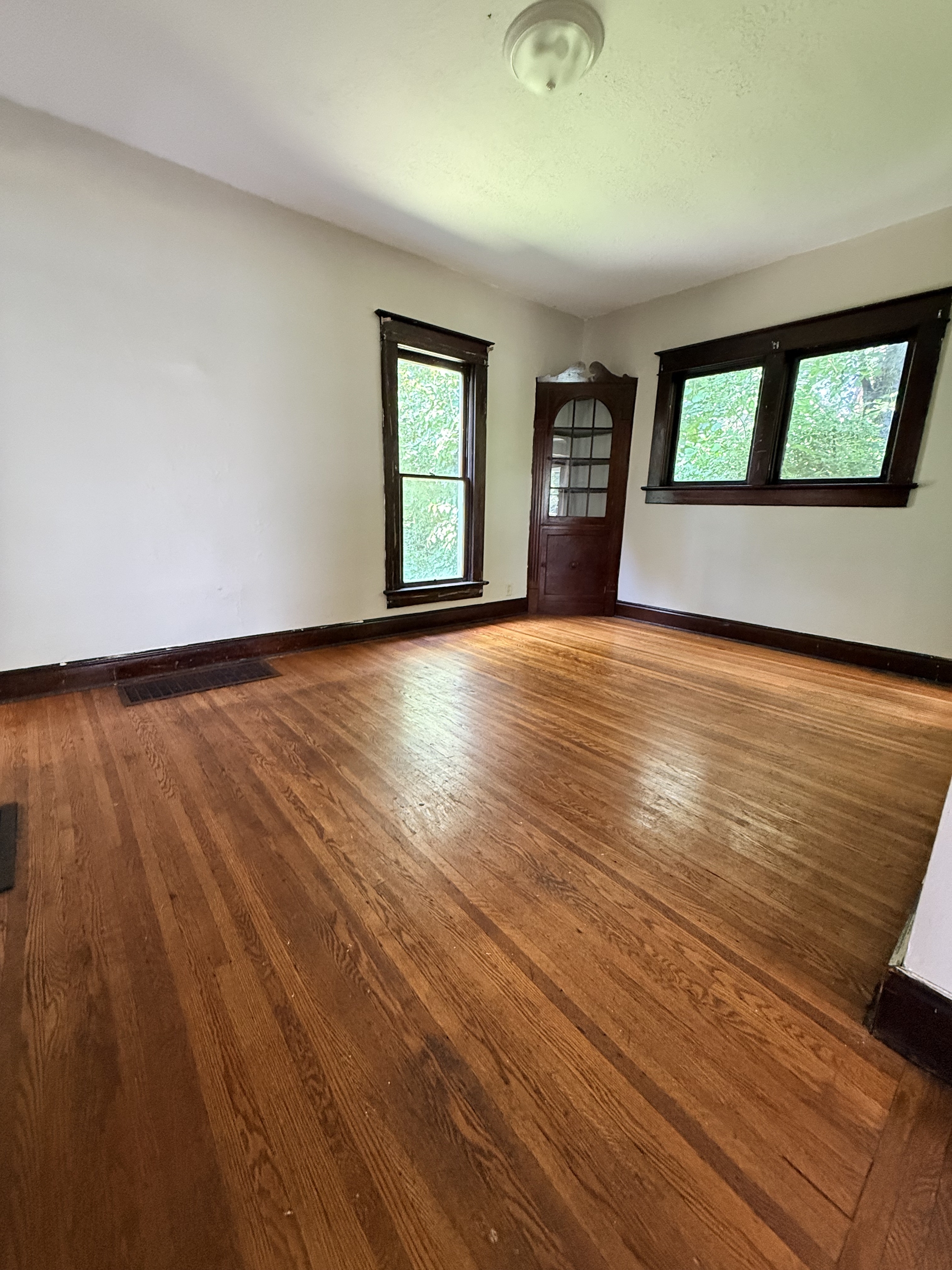 430 Elmwood Pl – photo 4