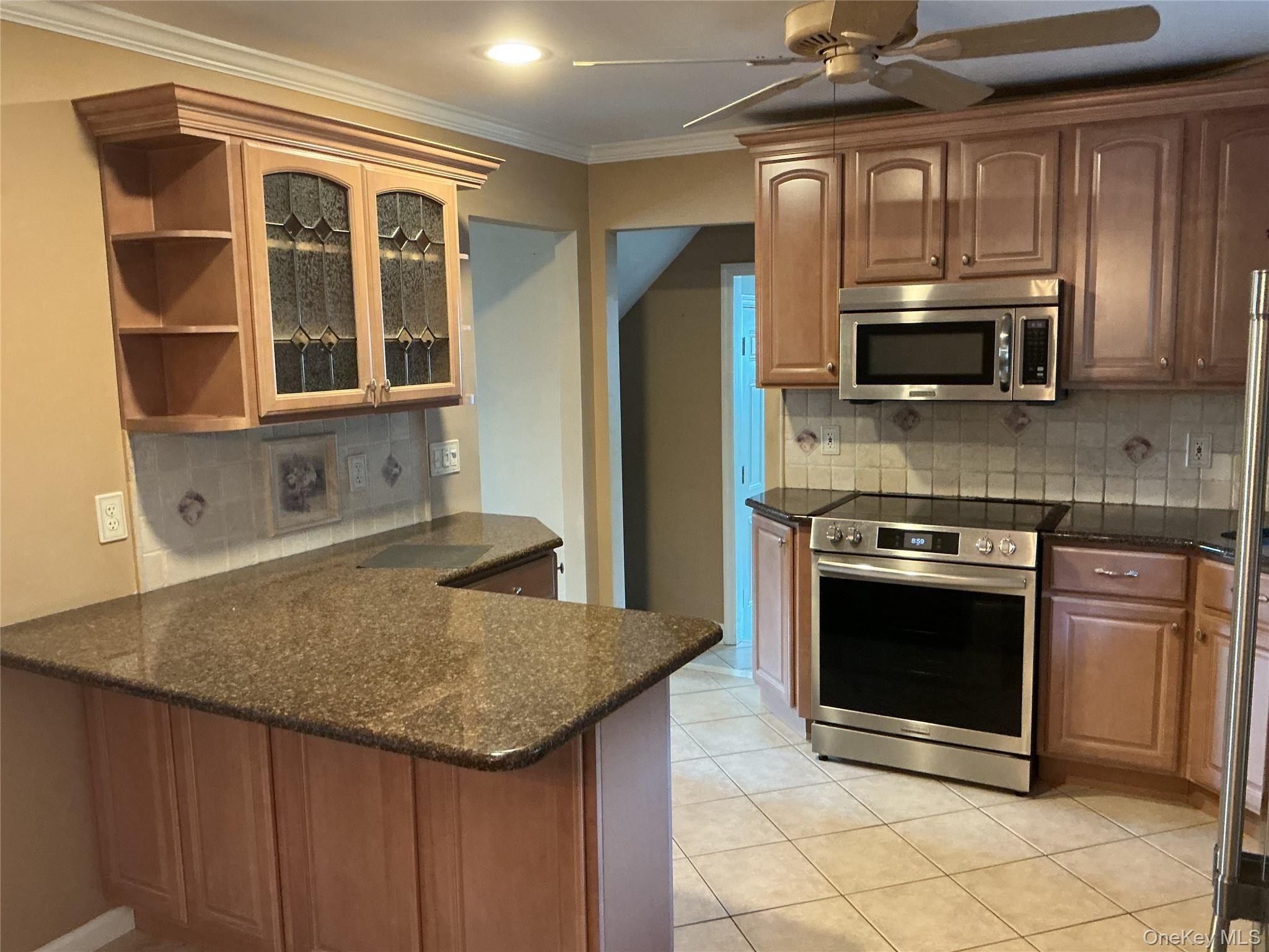 11 Frankel Rd – photo 3