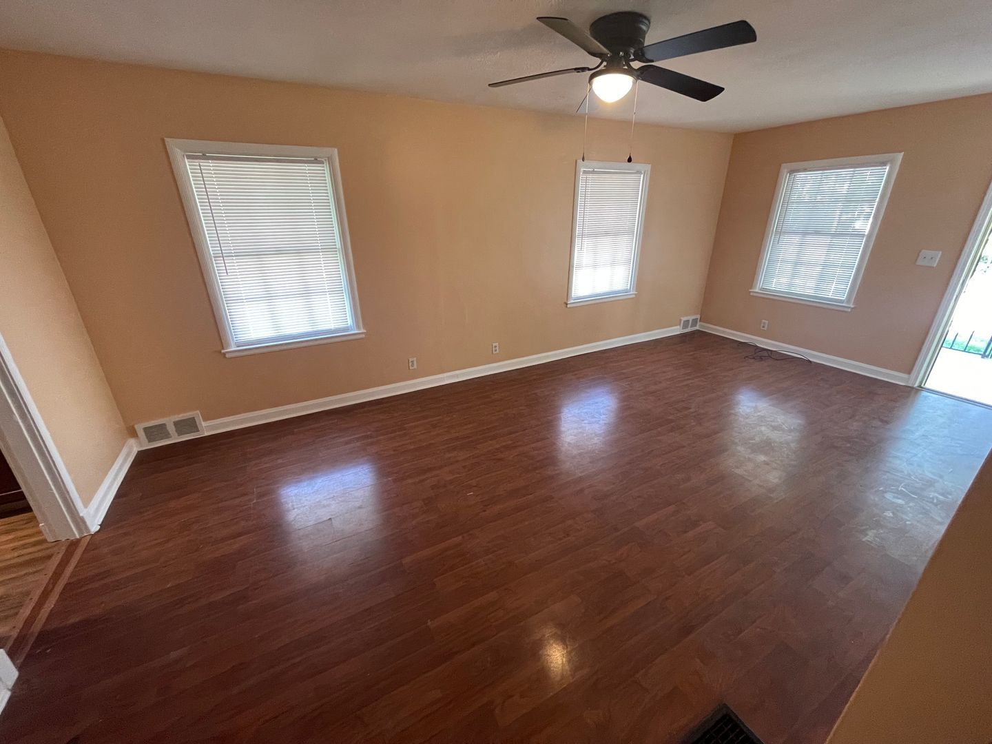 2413 S 5th St – photo 3