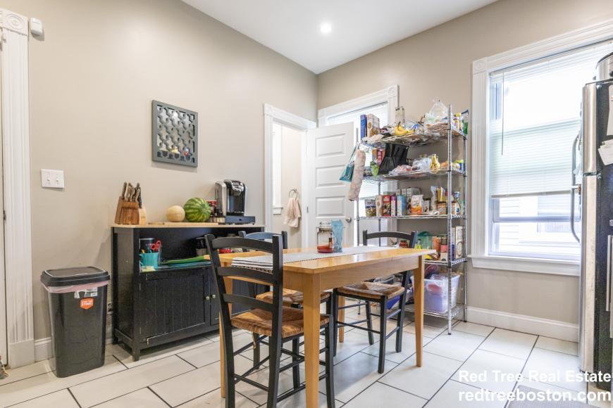 35 Harbor View St – photo 3