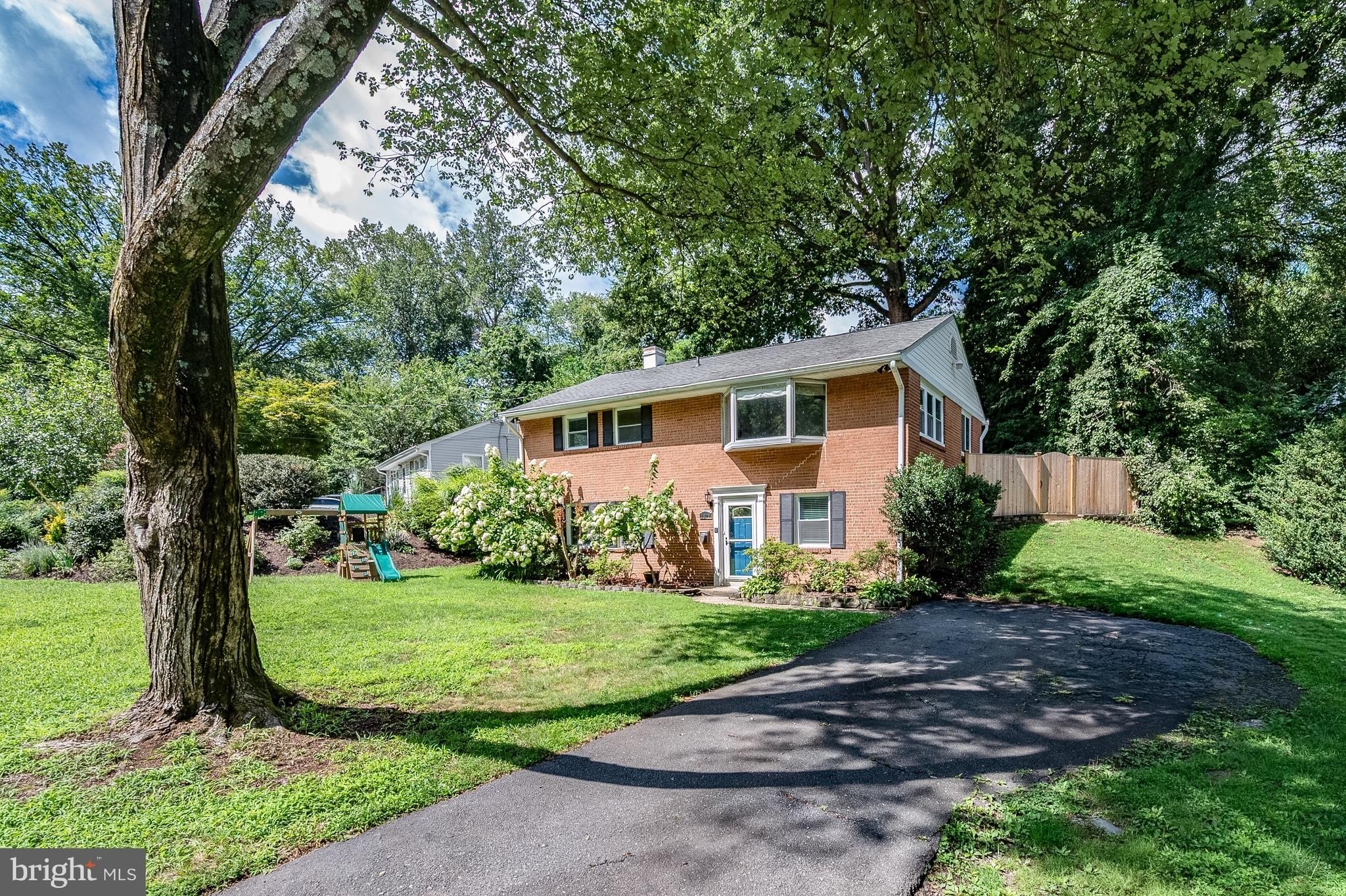 6508 Berkshire Dr – photo 4