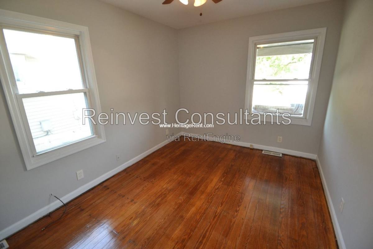 7116 Dillward Ave – photo 3