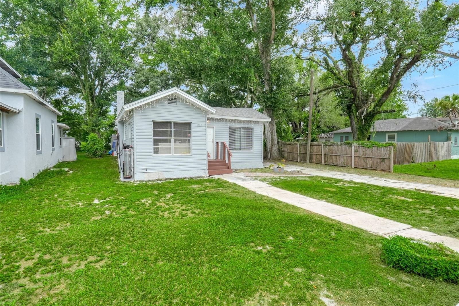 1313 4th St NE – photo 2