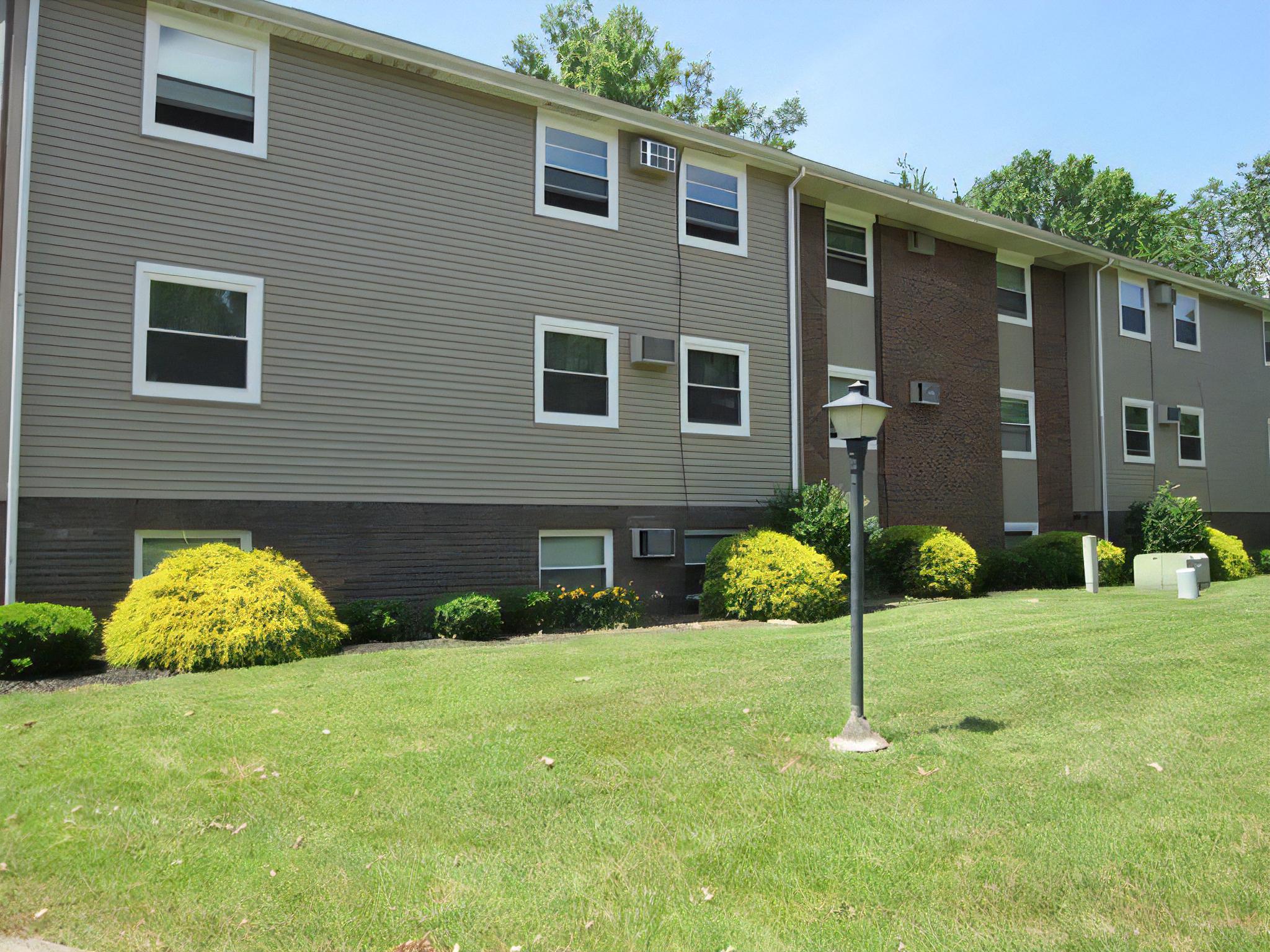 293 Maplewood Dr unit 293-105 – photo 1