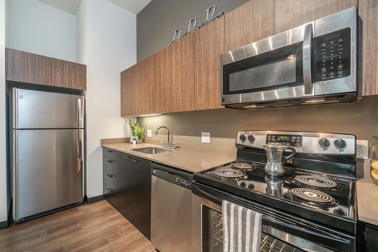 Arena District Apartments – photo 3