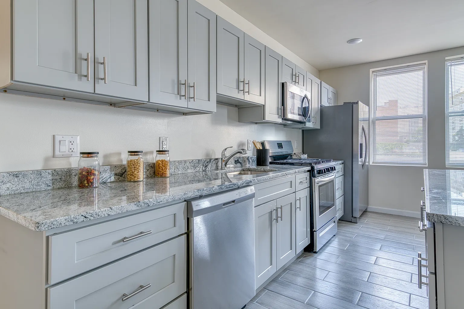 155 EVERGREEN PLACE – photo 4