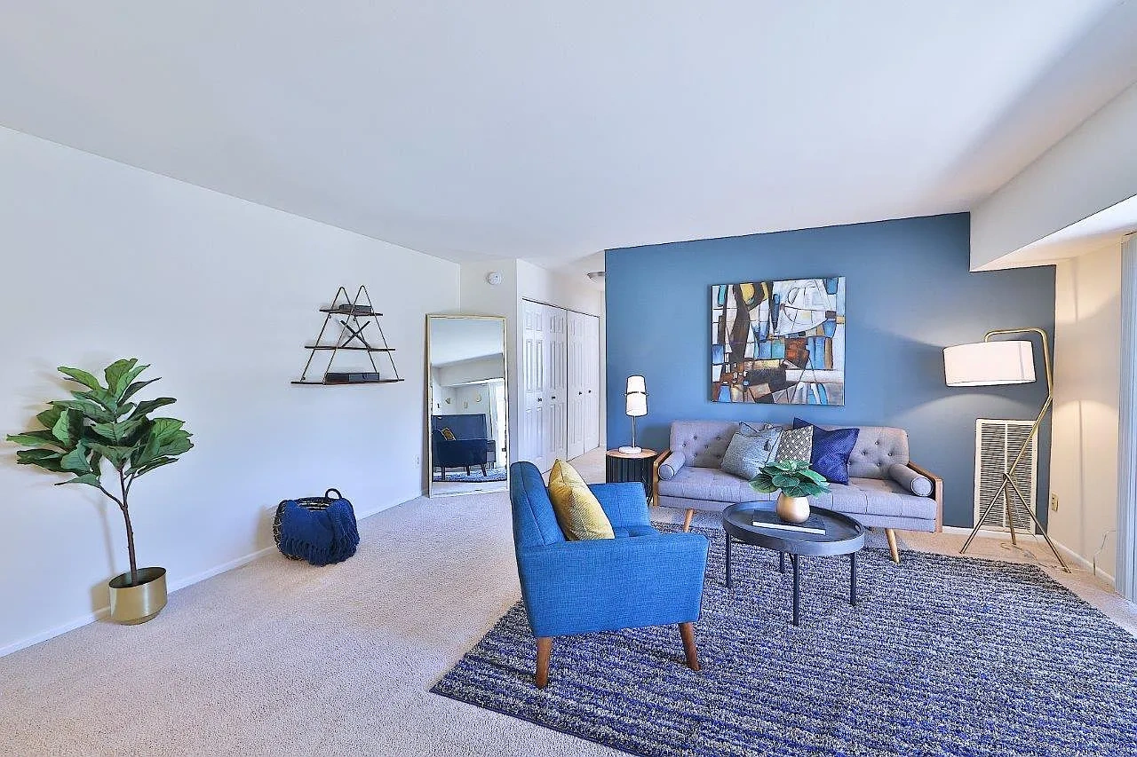 Mount Vernon Square Apartment Homes – photo 3