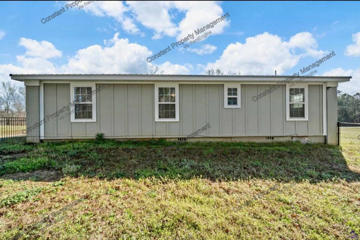 169 Garrison Rd – photo 4