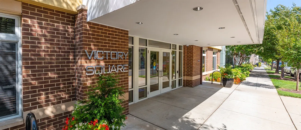 Victory Square 55+ Active Senior Apartments – photo 1