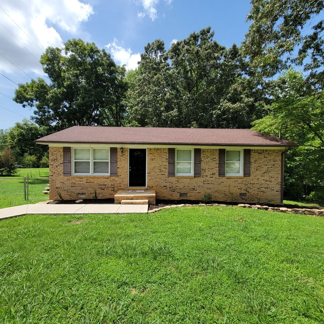 2128 Wildwood Rd – photo 1