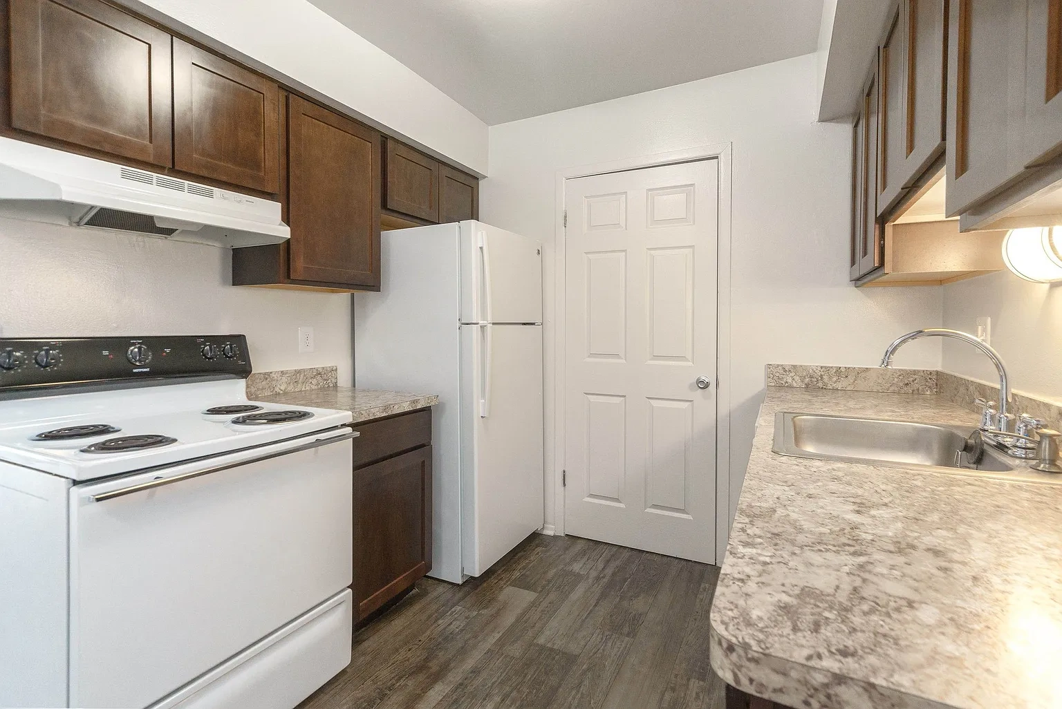 Briarwood Apartments – photo 4