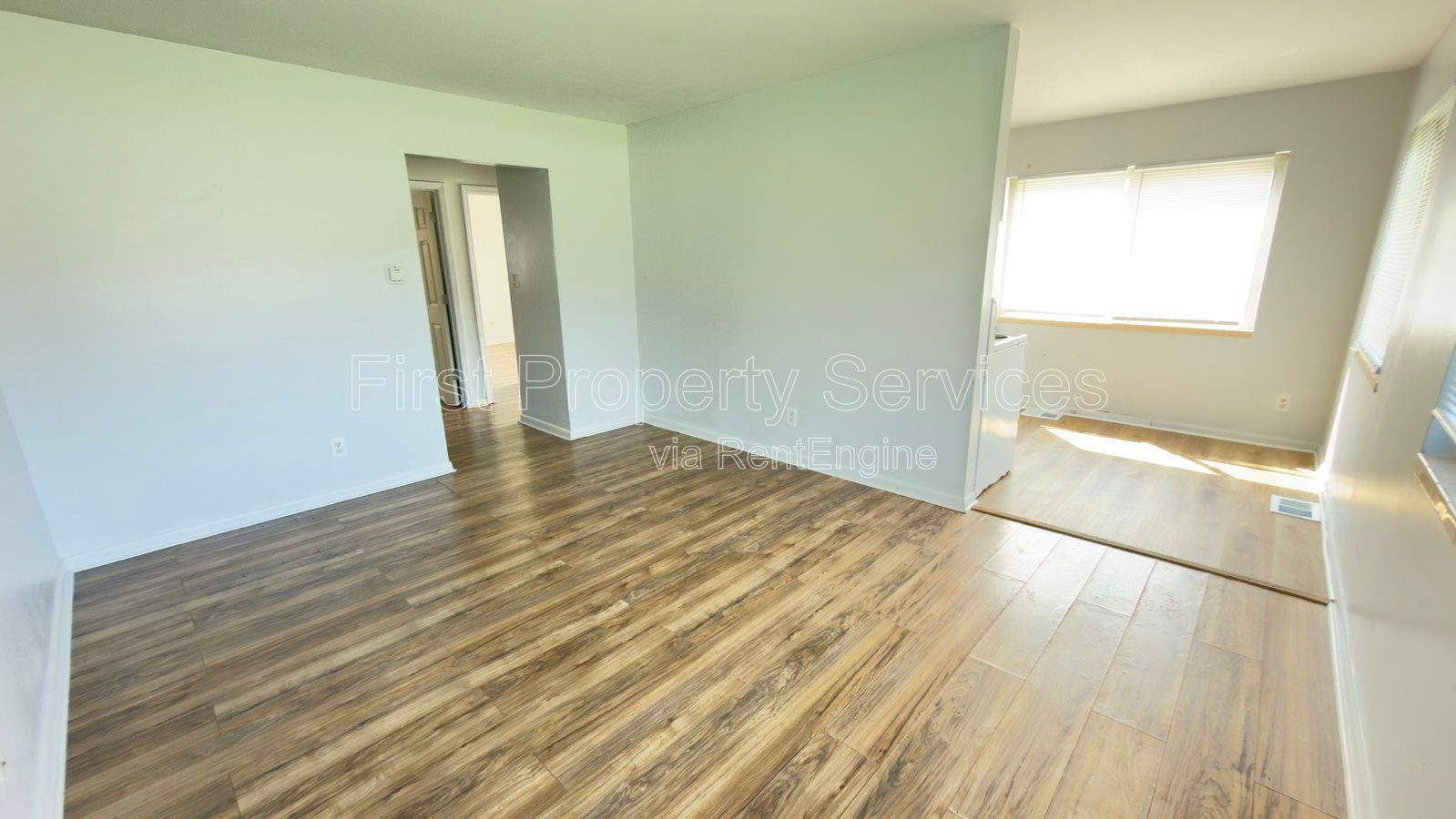 400 N Clark Blvd unit 1 – photo 2