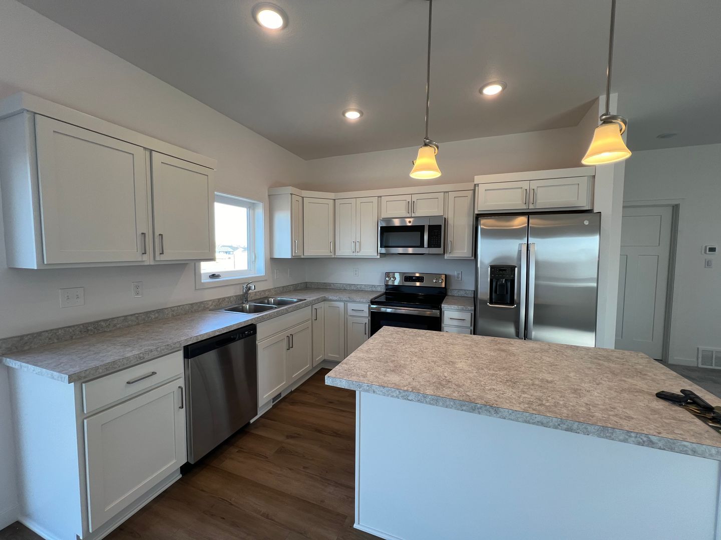 408 16th St NE – photo 5