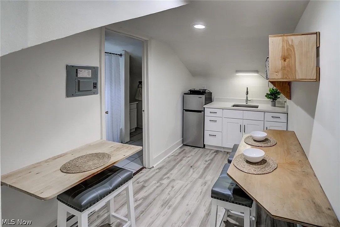 2245 Bellfield Ave #3 – photo 3