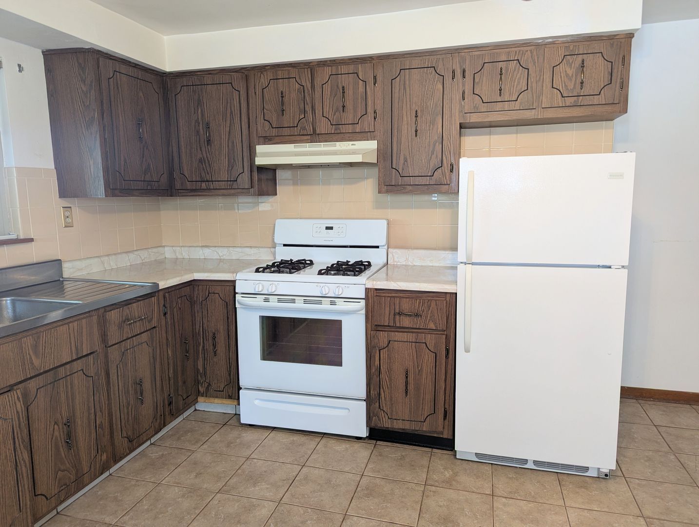258 Edmond St – photo 3
